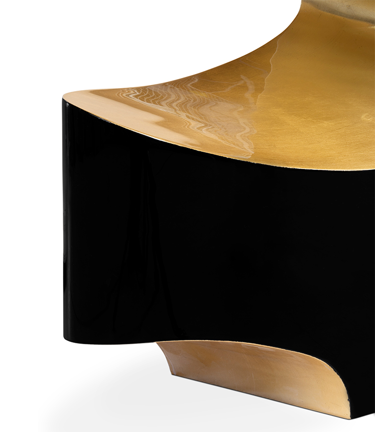 Bryce I Console - Black Lacquered with Glossy Gold Leaf Modern Design - Home'Society