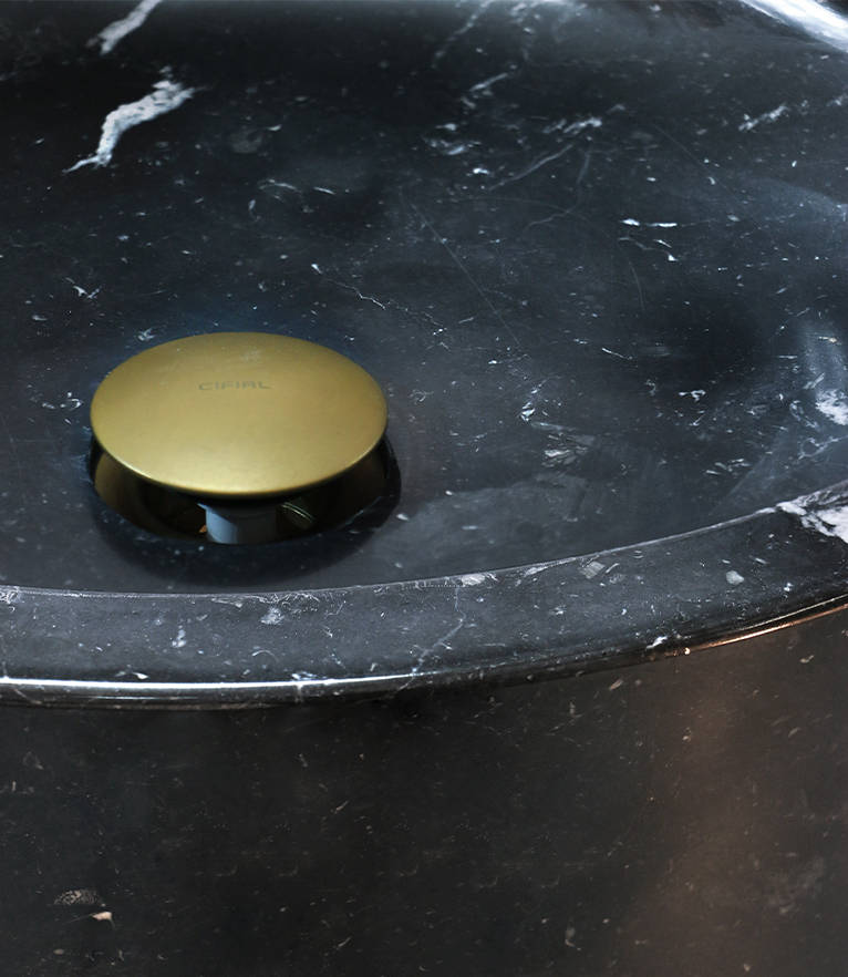 Koi Pedestal Sink - Brushed Brass Matte and Sink in Black Marble - Home'Society