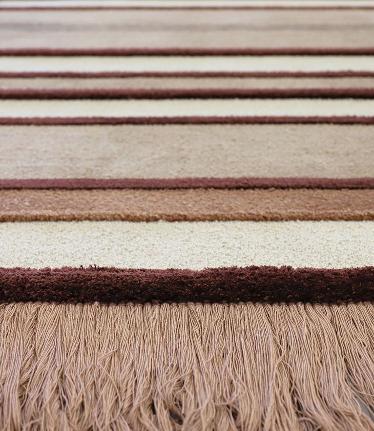 Lucy Area Rug - In Natural Wool & Botanical Silk With Fringes - Home'Society