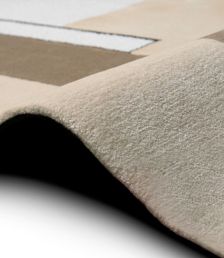 Oscar Area Rug - Inspired in Cubism, Handmade with Wool and Silk, Modern - Home'Society