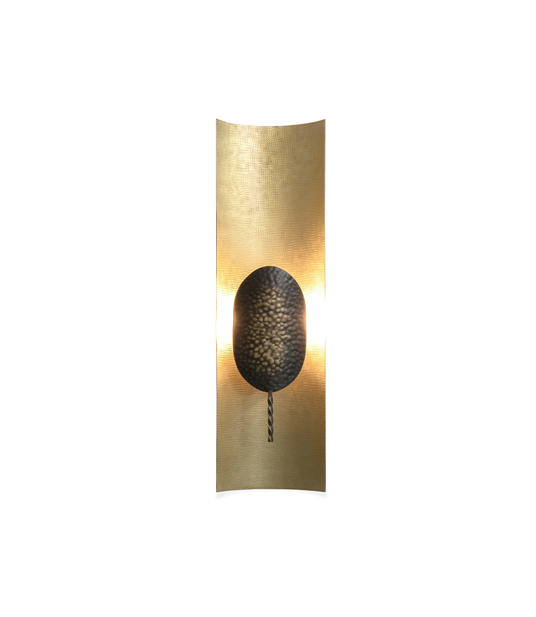 Panji Wall Light - Hammered Brass with Matte Varnish Modern Contemporary - Home'Society