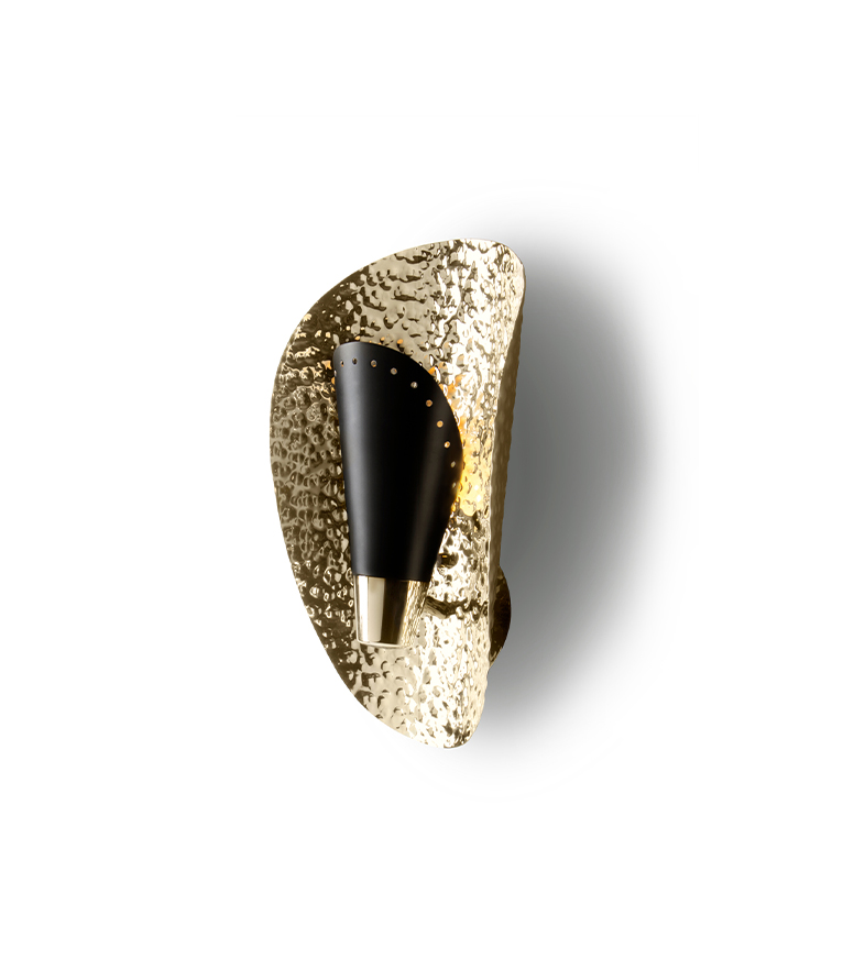 Aruna Wall Ligh - in Hammered Gold Brass and Matte Lacquer Modern Contemporary - Home'Society