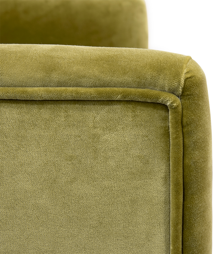 Como Swivel Armchair - Upholstered in Velvet With Contemporary Design - Home'Society