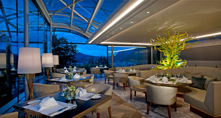 Luxury Hotel Restaurant Design - Home'Society