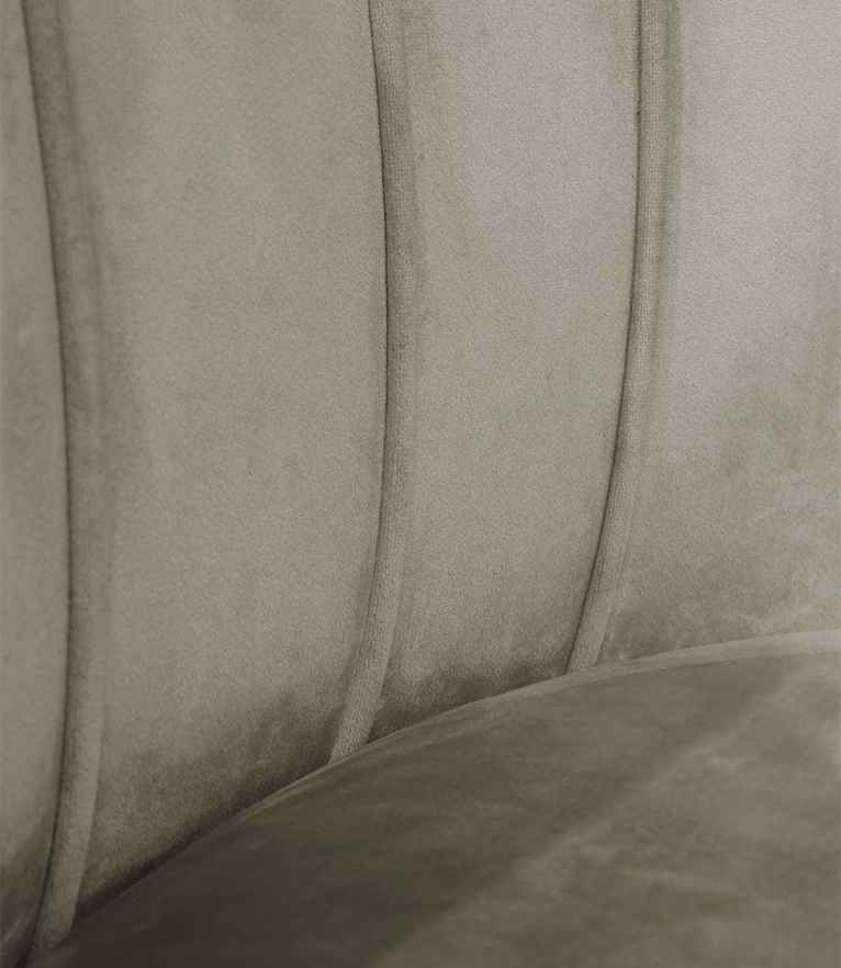Dalyan II Counter Stool - With A Modern Design Upholstered In Velvet - Home'Society
